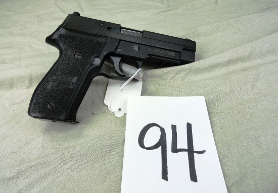 Sig Sauer P226, 40-Cal., SN:U742750 (Handgun)