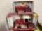 Farmall Super H 1/16, International 986 w/Loader (Toys)