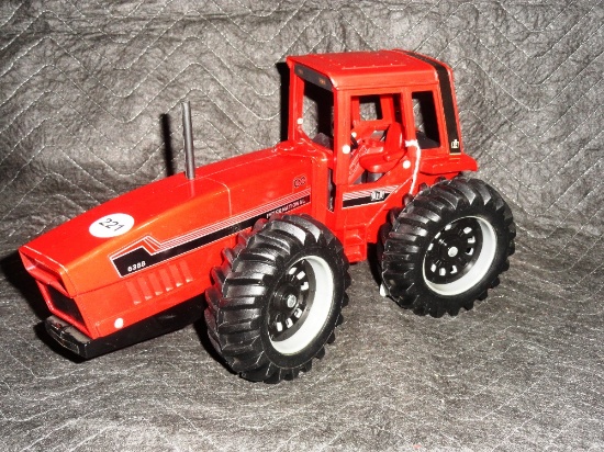 IH 6388 2+2 4WD Tractor
