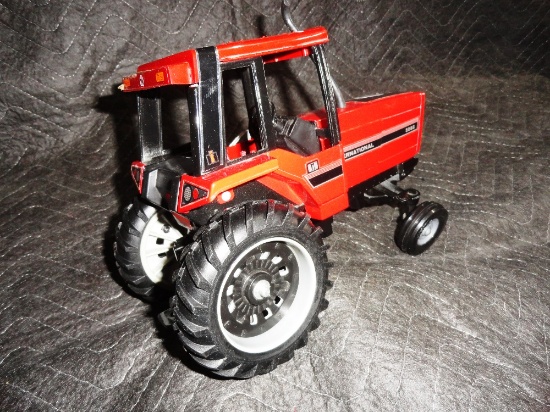 IH 5088 RC Tractor, New WF