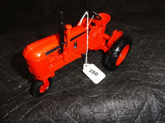 Case VAC Tractor, Single Front Wheel