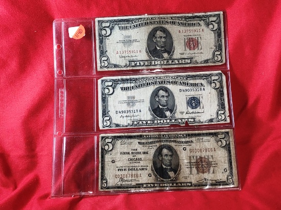 (3) $5 Bills (x1)