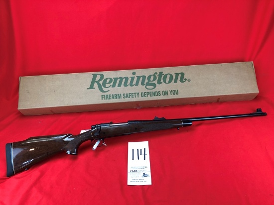 Remington 700 BDL, 300 Rem Ultra Mag, SN:E6553898, NIB