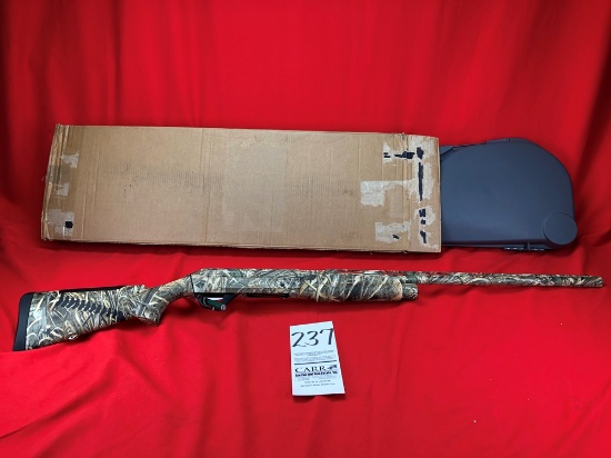 Benelli SBE II, 12 ga, 28" Left Hand, Camo, 5-Chokes w/Wrench, Shim Kit, Hard Case & Box, SN:U573506