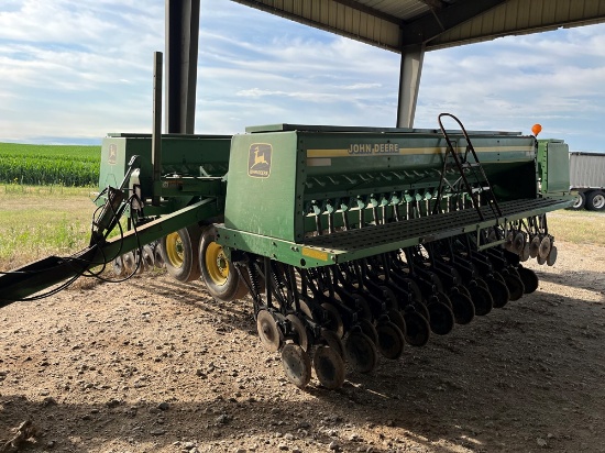 30’ JD 455 7 1/2" Drill