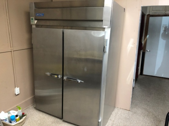 McCall Refrigerator/Freezer Combo 55"x34"x78" 115V