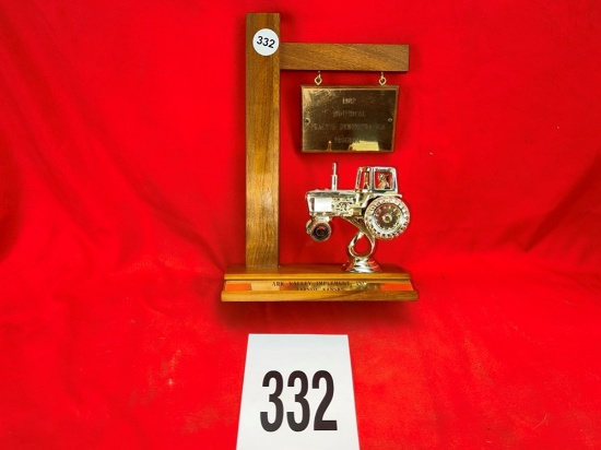 John Deere 1982 Award