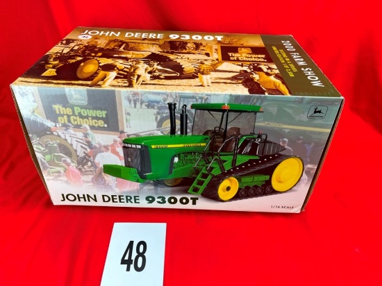 John Deere 9300T w/Box