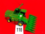 John Deere Turbo Combine w/Corn Head