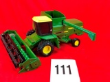 John Deere Turbo Combine w/Platform Head