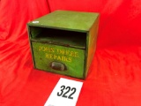 John Deere Repairs Metal Organizer