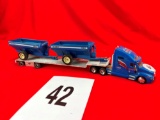 Kinze Semi w/(2) Grain Karts