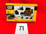 Cat 226 Skid Steer w/Box