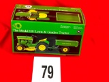 John Deere 110 Lawn Tractor w/Box