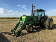John Deere 4640 Tractor with John Deere 2130 Easy Off Loader w/ 7' Bucket & Hay Fork (D-Range Transm