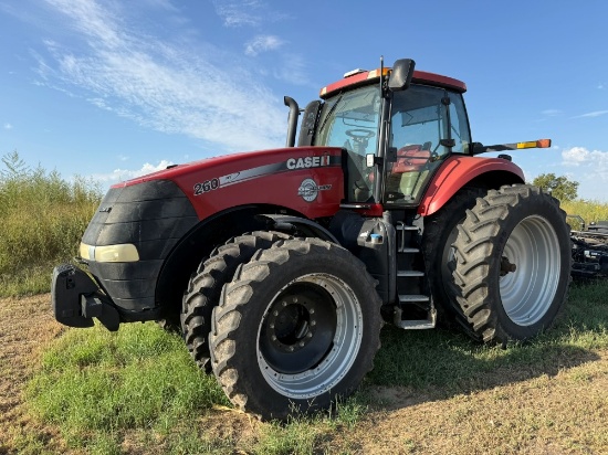 2013 CaseIH 260 Magnum Harvest Commander Tractor, 3512 Hours, (will have additional 20+/- Hrs Fall U