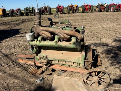 John Deere 5020 Motor with radiator, pumps ,etc