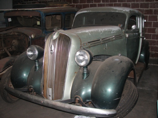 1936 Plymouth 4-Door Sedan