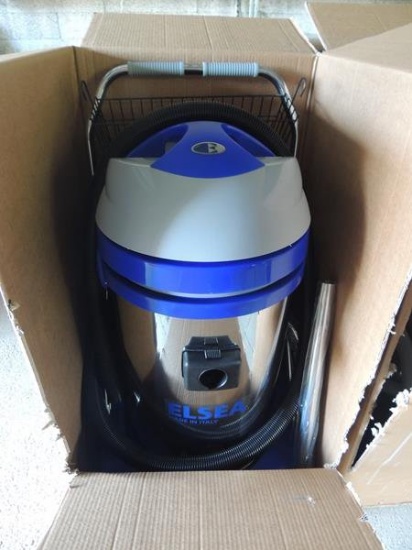 Industrial Vacuum Cleaner