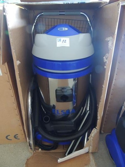 Industrial Vacuum Cleaner