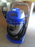 Industrial Vacuum Cleaner