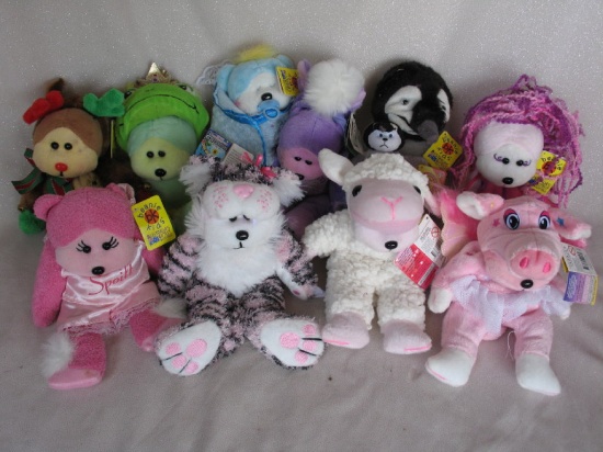 Box of 29 mixed Skansen Beanie Kids