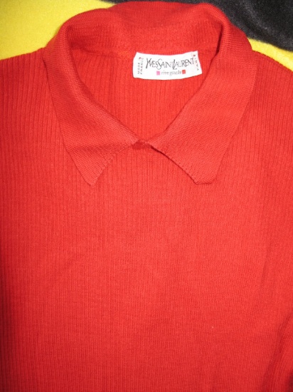 Ladies pre-owned:- Yves Saint Laurent size 42 short sleeve pullover jersey.