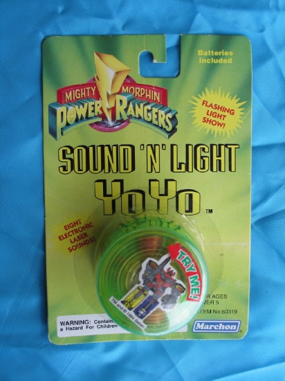 Mixed vintage toys includes:- MOC Power Ragers Sound N Light 1993 YoYo, MOC