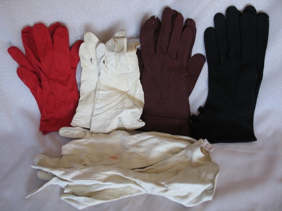 Five pairs ladies vintage gloves:- French kid leather Gant Perrin 'Suzy' go