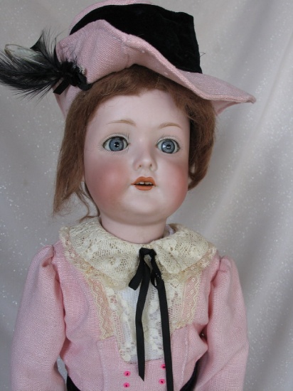 Bisque C.M. Bergmann 1916 child 21" (53cm). Gray glass sleep eyes, angled l