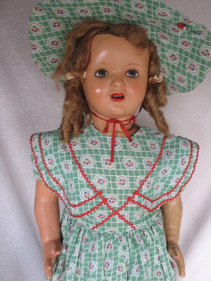 Vintage Spain 'Walking' girl 40" (102cm) c1940s all original composition pl