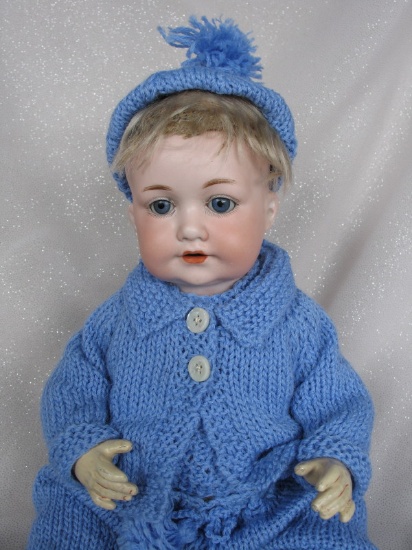 Two bisque cabinet c1910s dolls:- Armand Marseille 985 Baby 17.5" (44cm). B
