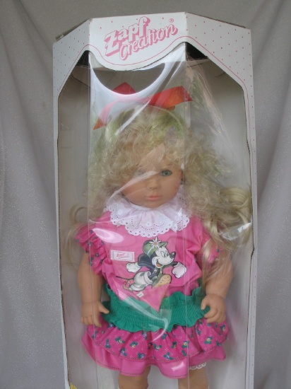 Boxed Zapf Creation girl 'Uschi' 22" (56cm) vinyl West German doll. All ori
