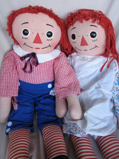 Pair 1968 -70s Knickerbocker Raggedy Ann & Andy 32" (81cm) all original clo