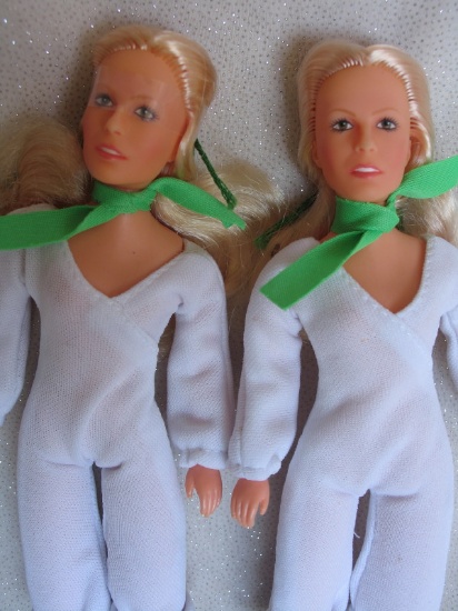 Two Hasbro 1977 Charlie's Angels Farrah Fawcett Jill dolls in original whit