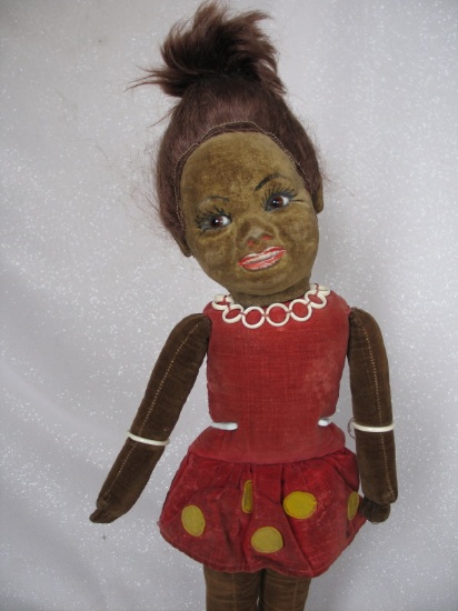 All original Norah Wellings Islander 1930s cloth doll. Swivel head Girl 17"