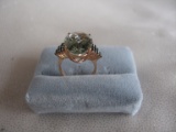 Ladies dress ring 14K yellow Gold, stamped 14K. Blueish green Prasiolite Qu