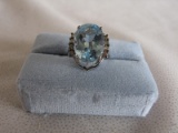 Ladies dress ring 14K white Gold, stamped 14K. Sky blue Topaz 11.44ct. Also