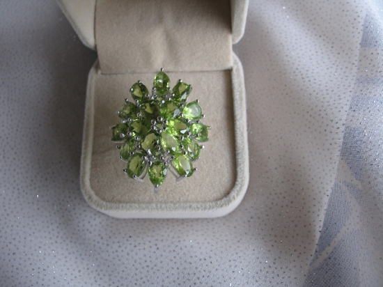 Ladies Peridot Sterling Silver 925 dress ring. Twenty-One (31) olive green