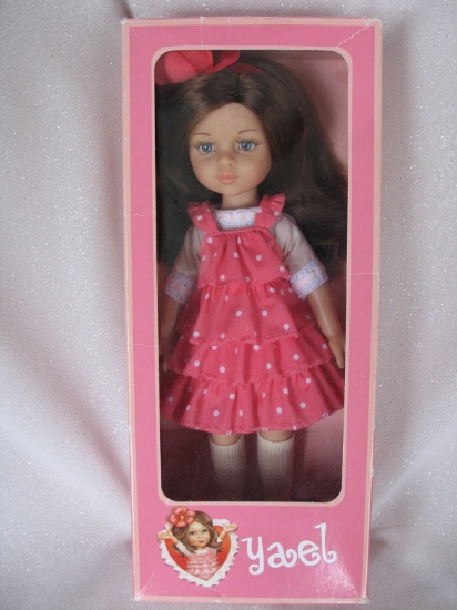 MIB Yael Paola Reina 33cm Lite Girl doll in pink polka dot layered dress. P