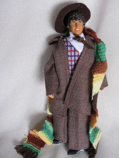 Action 1976 Mego Dr Who 26cm Tom Baker with waistcoat/black shoes. Noah's A