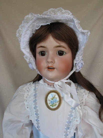 Companion Heinrich Handwerck 109 child 29.5" (75cm) bisque c1900. Open pink