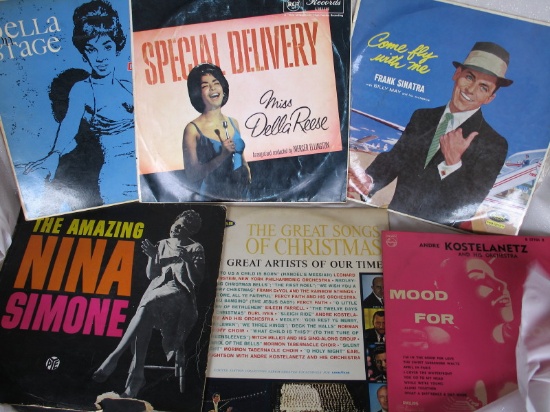 Estate vintage LP Record /Collection 40+ include:- Frank Sinatra, Nat King