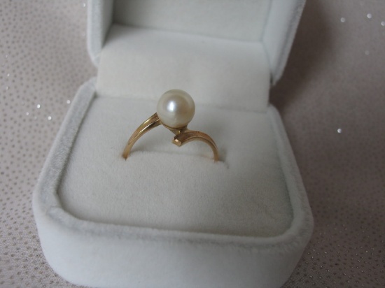 Two estate Gold Ladies Pearl Rings:- 14K White Gold with two morning drew p