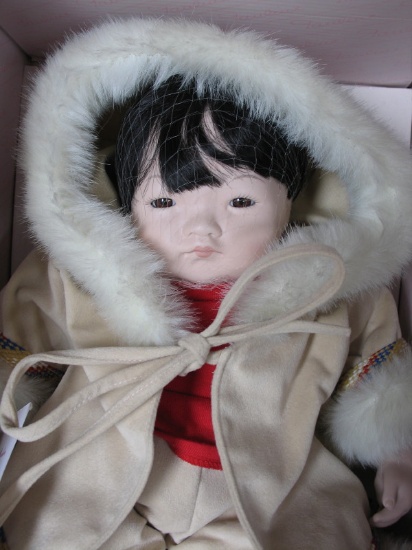 MIB Pauline Bjonness-Jacobsen "Eskimo Baby" 33cm. Limited edition in all or