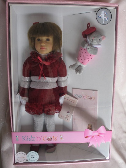 NRFB Sonja Hartmann "Kidz N Cats" Lena 46cm fully articulated girl. All ori