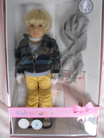 NRFB Sonja Hartmann "Kidz N Cats" Jakob 46cm fully articulated boy. All ori