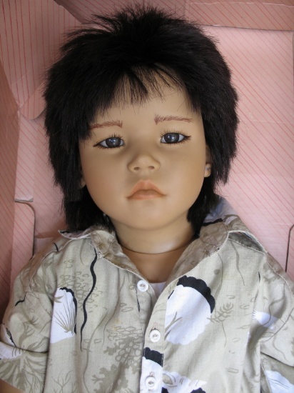 Boxed Annette Himstedt ‘Makimura” 1988 boy “World Child” collection 79cm. A
