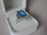 Ladies 10K White Gold Topaz & Diamond dress ring stamped 10K. Swiss Blue To