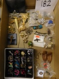 ANTIQUE BROACHES, HAT PINS AND MORE BOX LOT